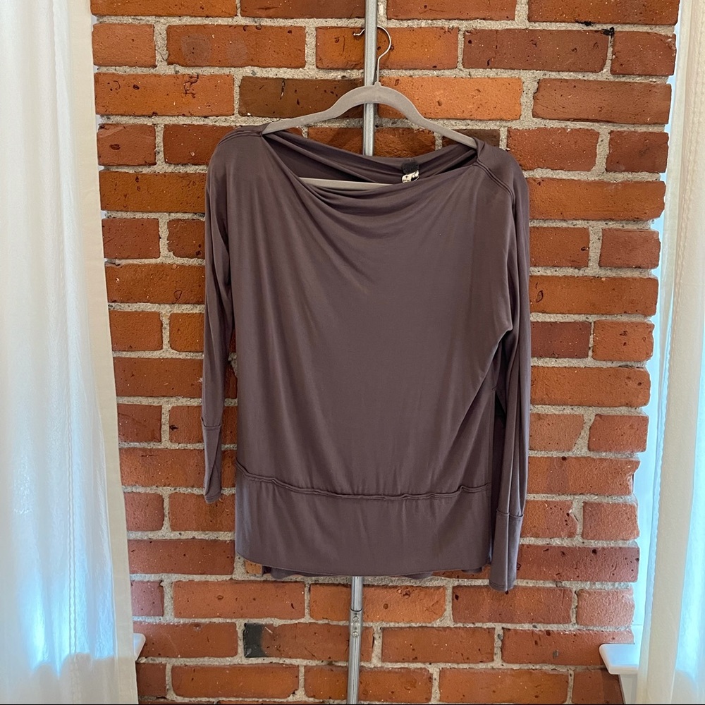 FREE PEOPLE : Cowl neck grey long sleeve